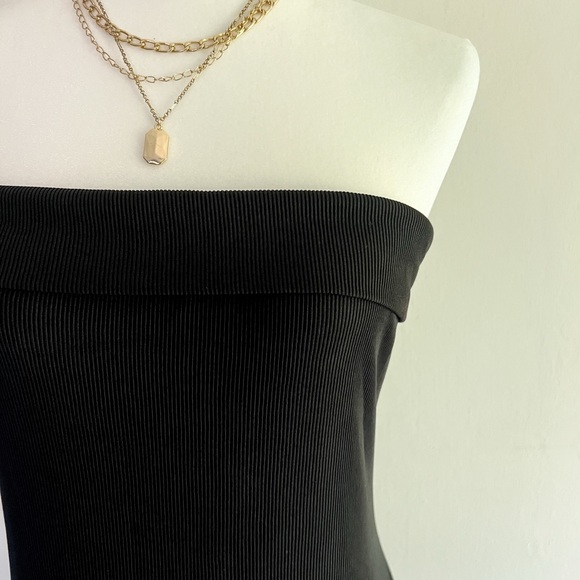 Black Strapless Ribbed Dress - Picture 1 of 3